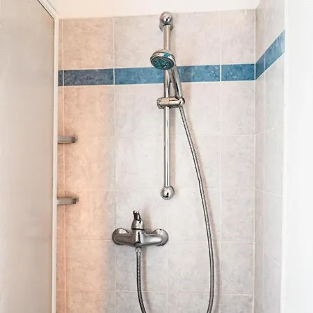 Beautiful And Well-equipped Flat For Four